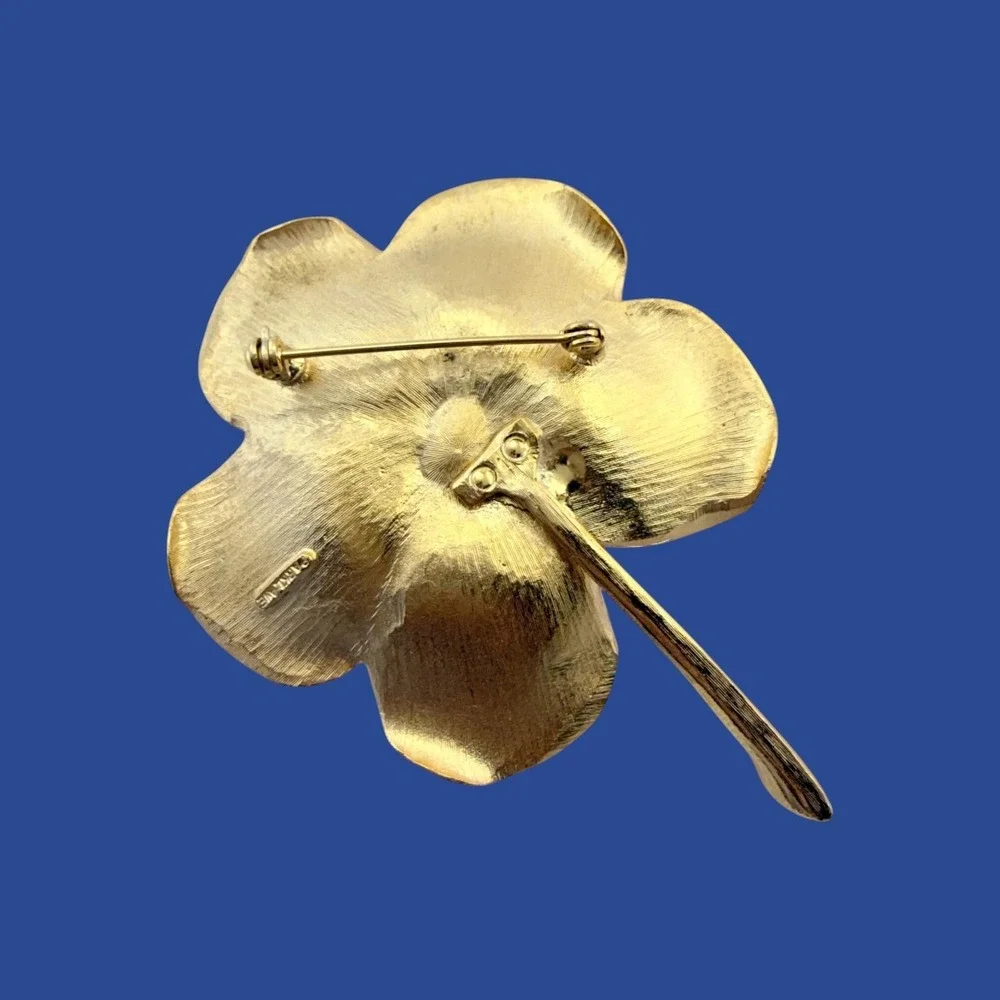 Park Lane Flower Brooch Pearl Cream Enamel Gold Tone Black Rhinestones Vintage - Picture 6 of 7